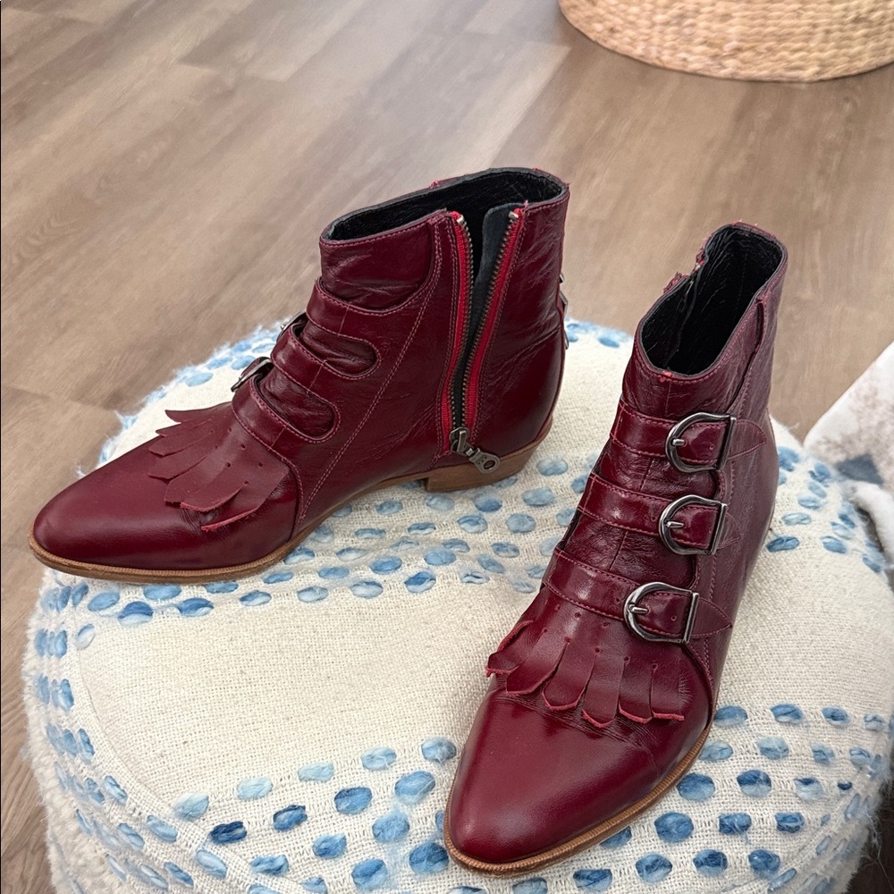 Modern Vice Maroon Ankle Boots with Fringe